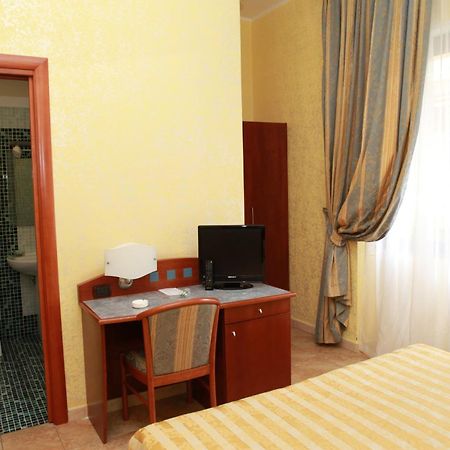 Hotel San Giuseppe - Cityhotel Катандзаро Екстериор снимка