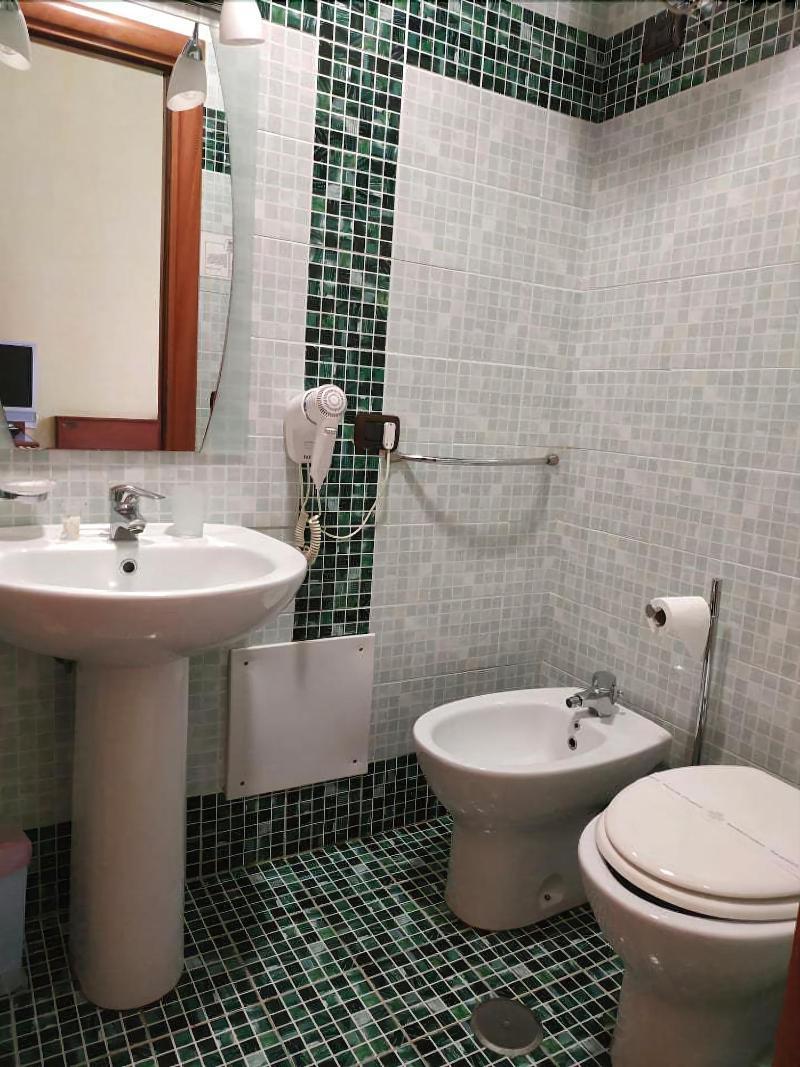 Hotel San Giuseppe - Cityhotel Катандзаро Екстериор снимка