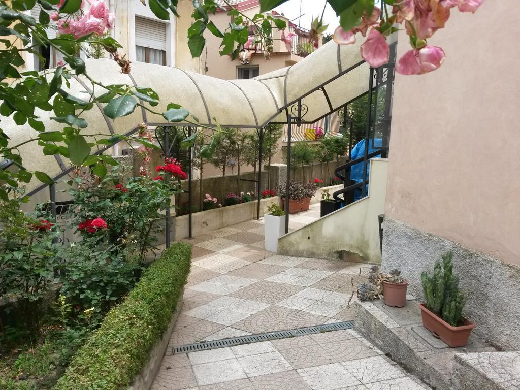 Hotel San Giuseppe - Cityhotel Катандзаро Екстериор снимка