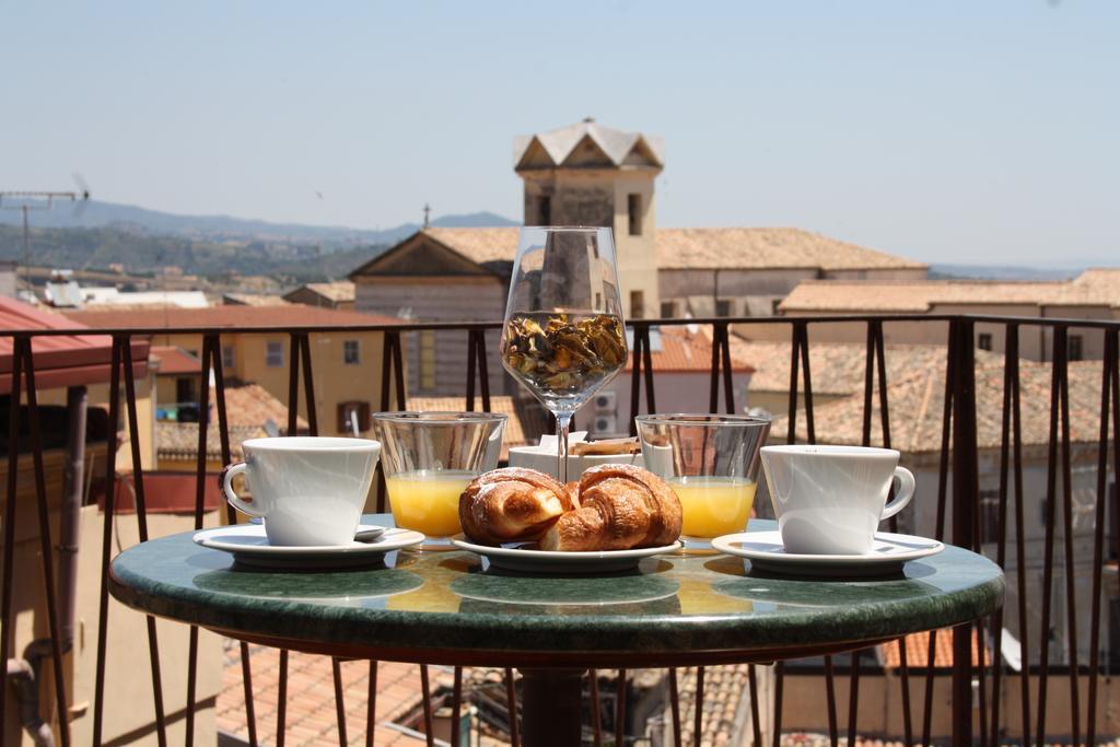 Hotel San Giuseppe - Cityhotel Катандзаро Екстериор снимка